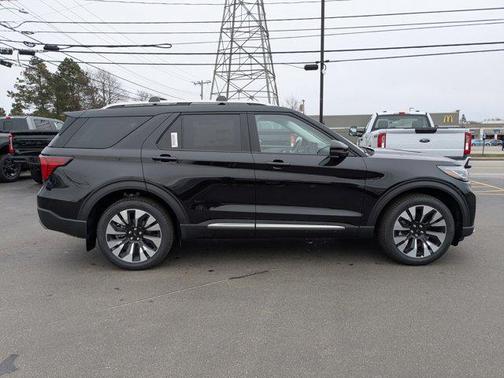 Agate Black Metallic 2026 Ford Explorer Platinum
