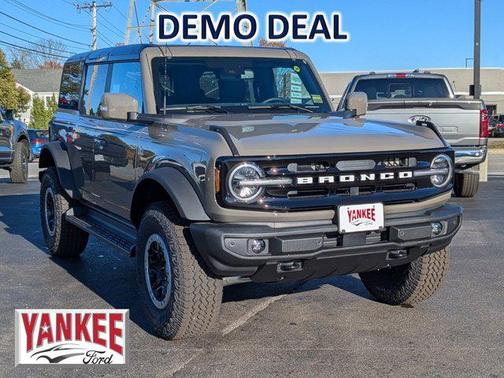 2025 Ford Bronco Outer Banks