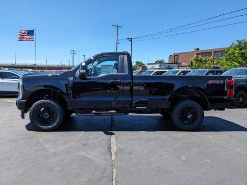 2025 Ford F-250 XL