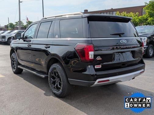 Black Metallic 2022 Ford Expedition Timberline