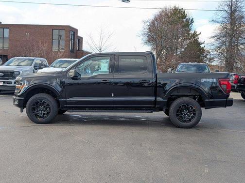 Agate Black Metallic 2026 Ford F-150 XLT