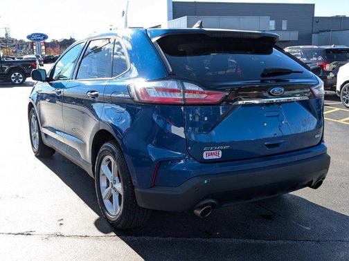 2020 Ford Edge SE