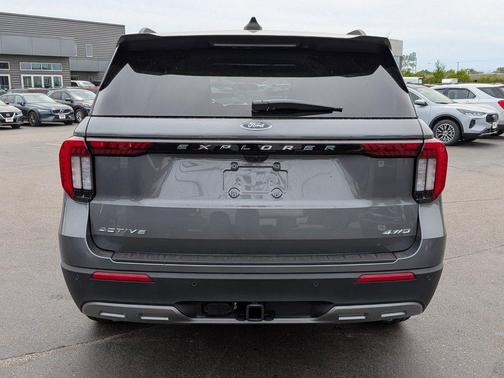 CARBONIZED GRAY METALLIC 2026 Ford Explorer Active w/200A Pkg