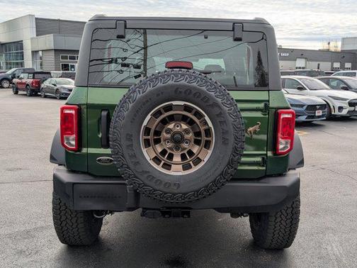 2025 Ford Bronco Base