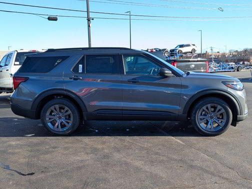 CARBONIZED GRAY METALLIC 2026 Ford Explorer Active w/200A Pkg