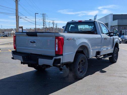 AVALANCHE 2026 Ford F-250 XL