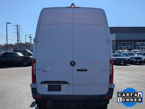 2020 Mercedes-Benz Sprinter 2500 Standard Roof
