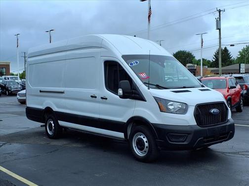 2022 Ford Transit-250 Base