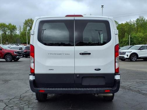 2023 Ford Transit-250
