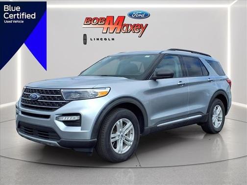 Iconic Silver Metallic 2023 Ford Explorer XLT