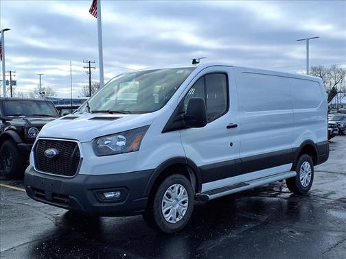 2024 Ford Transit-250 