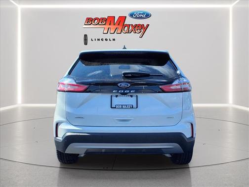 Star White 2024 Ford Edge SEL