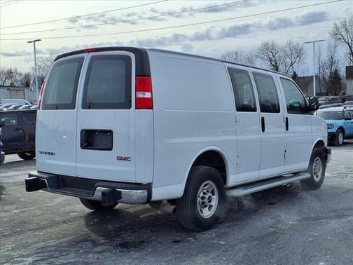 2022 GMC Savana 2500 Work Van