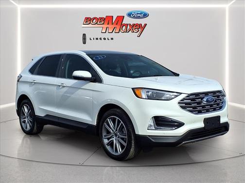 Star White 2023 Ford Edge Titanium