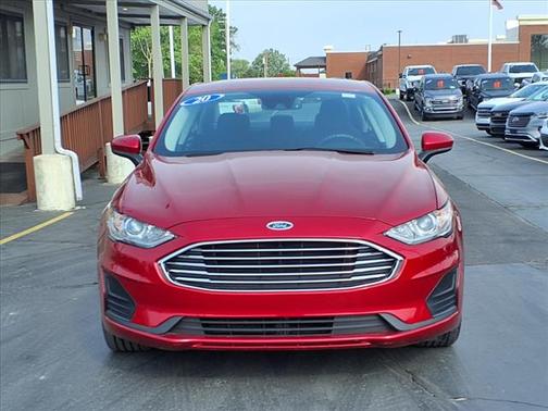 2020 Ford Fusion SE
