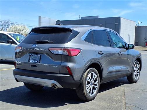 2022 Ford Escape SEL