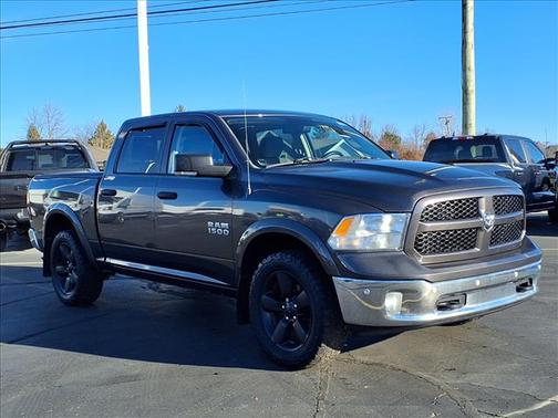2015 RAM 1500 SLT