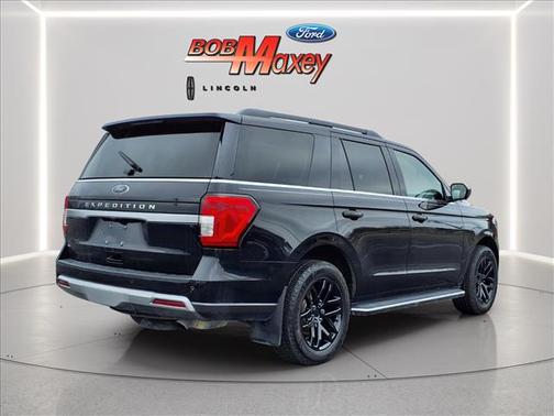 Agate Black 2022 Ford Expedition XLT