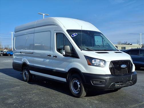 2022 Ford Transit-250 Base