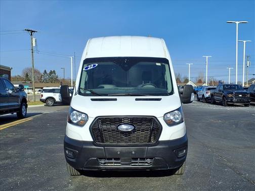 2022 Ford Transit-250 Base