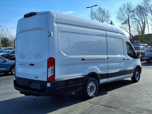 2022 Ford Transit-250 Base