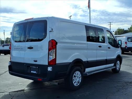 2023 Ford Transit-250 