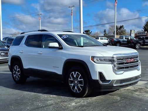 2022 GMC Acadia SLE
