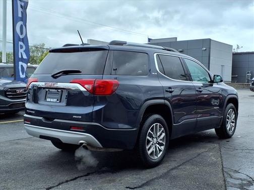 2018 GMC Acadia SLE-2