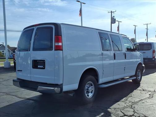 2023 Chevrolet Express 2500 Work Van