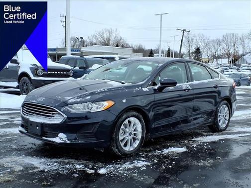 2020 Ford Fusion SE