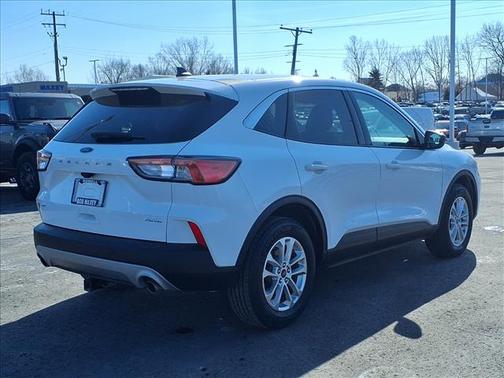 2022 Ford Escape SE