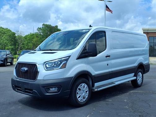 2023 Ford Transit-250
