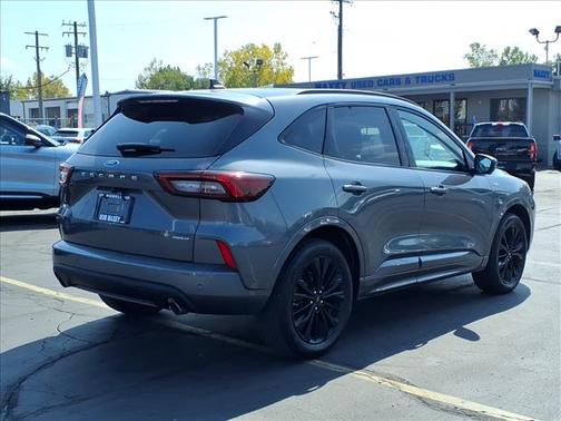 2024 Ford Escape ST-Line Elite