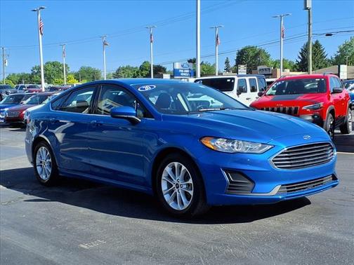 2020 Ford Fusion SE