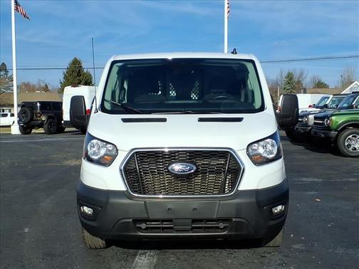 2024 Ford Transit-250 
