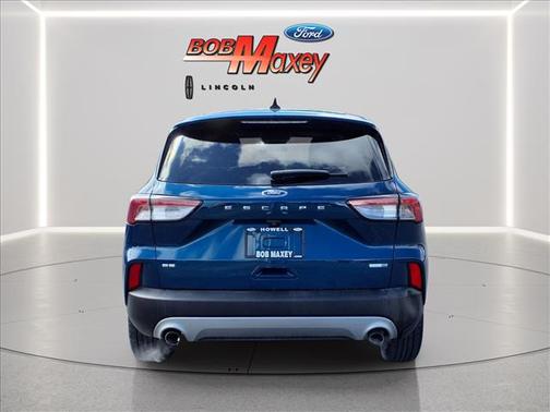Dark 2020 Ford Escape SE
