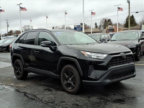 2023 Toyota RAV4 XLE