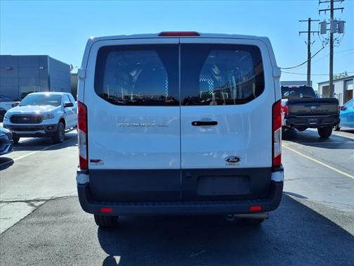 2023 Ford Transit-250