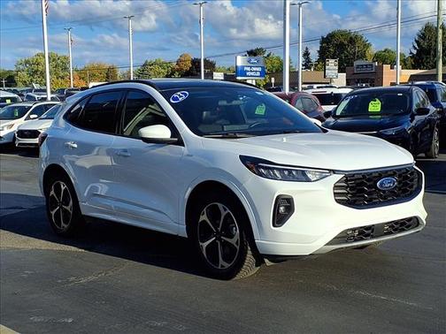 2023 Ford Escape ST-Line Select