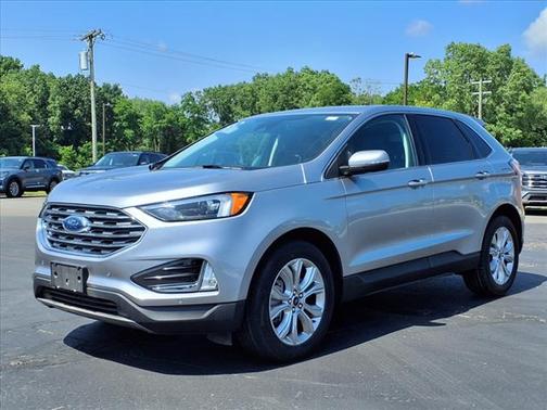 2023 Ford Edge Titanium