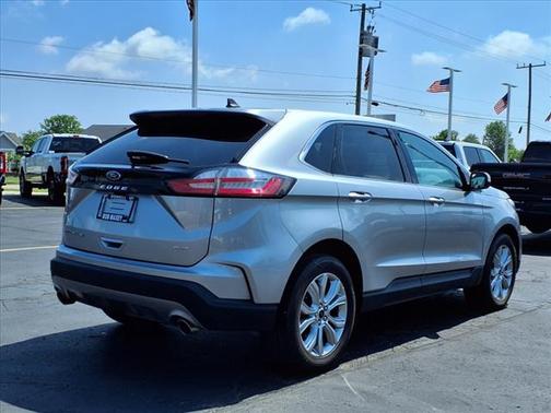 2023 Ford Edge Titanium