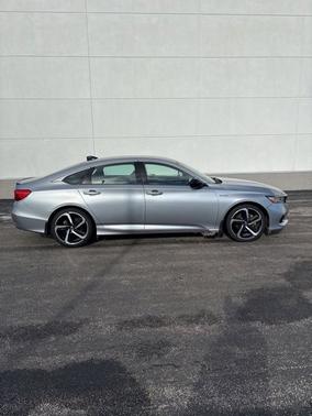 2022 Honda Accord Hybrid 