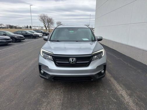 Lunar Silver Metallic 2022 Honda Pilot