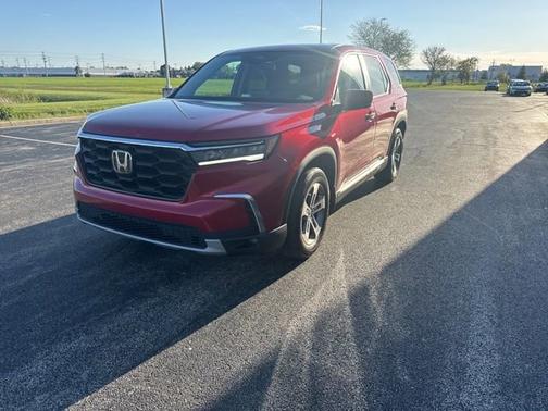 Radiant Red Metallic Ii 2023 Honda Pilot