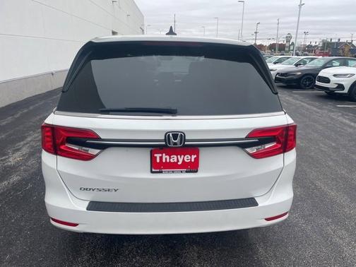 2023 Honda Odyssey 