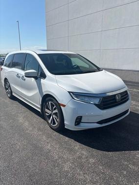 Platinum White Pearl 2024 Honda Odyssey