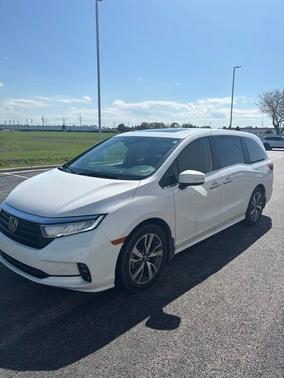 Platinum White Pearl 2024 Honda Odyssey