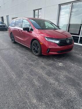 Radiant Red Metallic Ii 2024 Honda Odyssey