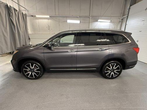 2019 Honda Pilot Touring 8-Passenger