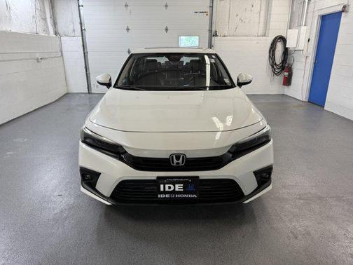 2022 Honda Civic Touring